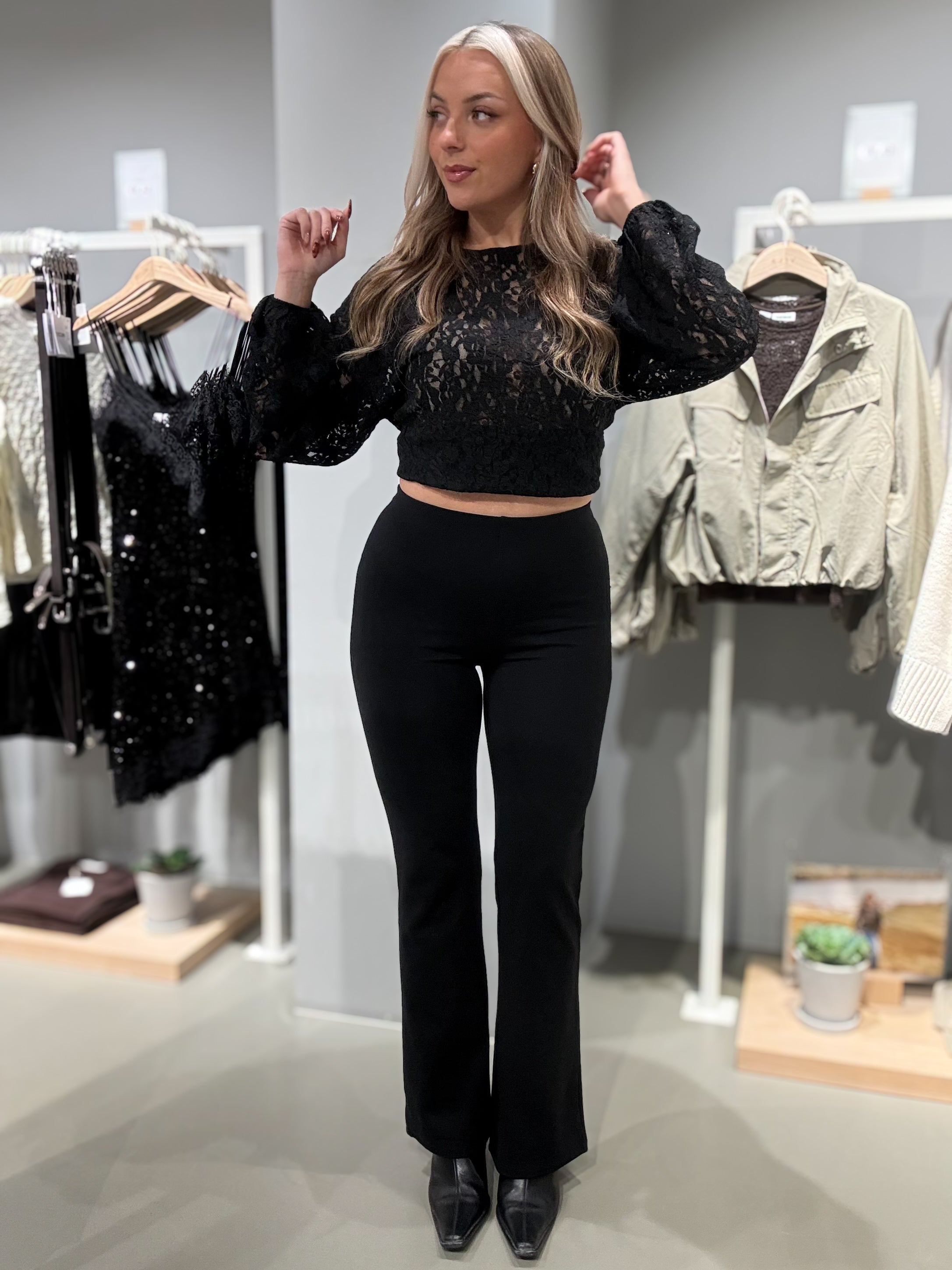 VIPRILEA Leggings - Black Beauty